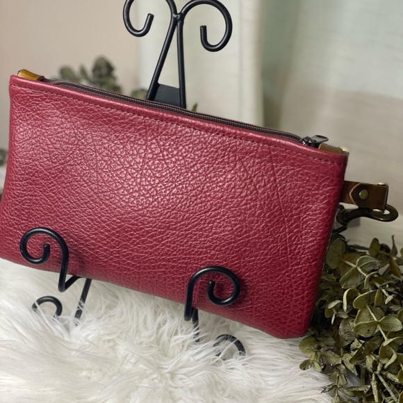 Cowhide Wristlet Clutch Leather Aztec Embossed Leather pattern with zipper - Picture 7 of 7